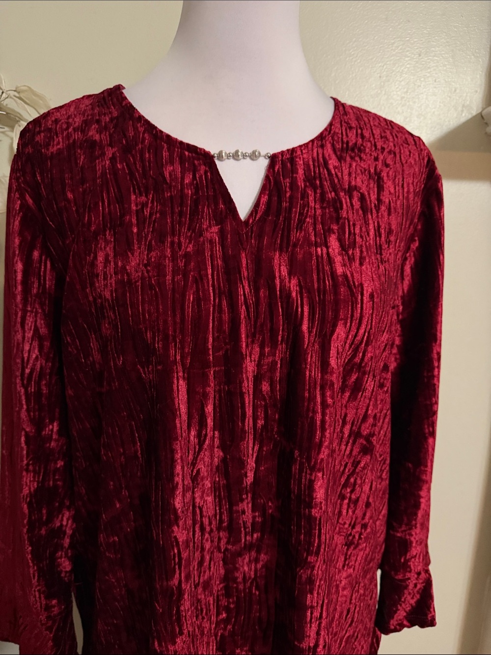 Alfred Dunner Crushed Velvet Tunic Top - Wine - Picture 2 of 7